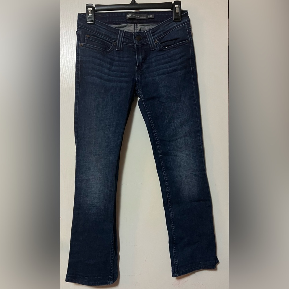 Levi jeans